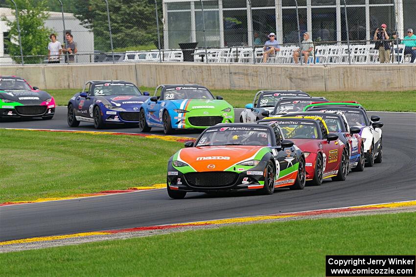 Gresham Wagner's, Jared Thomas' and Nate Cicero's Mazda MX-5 Cups lead the field.