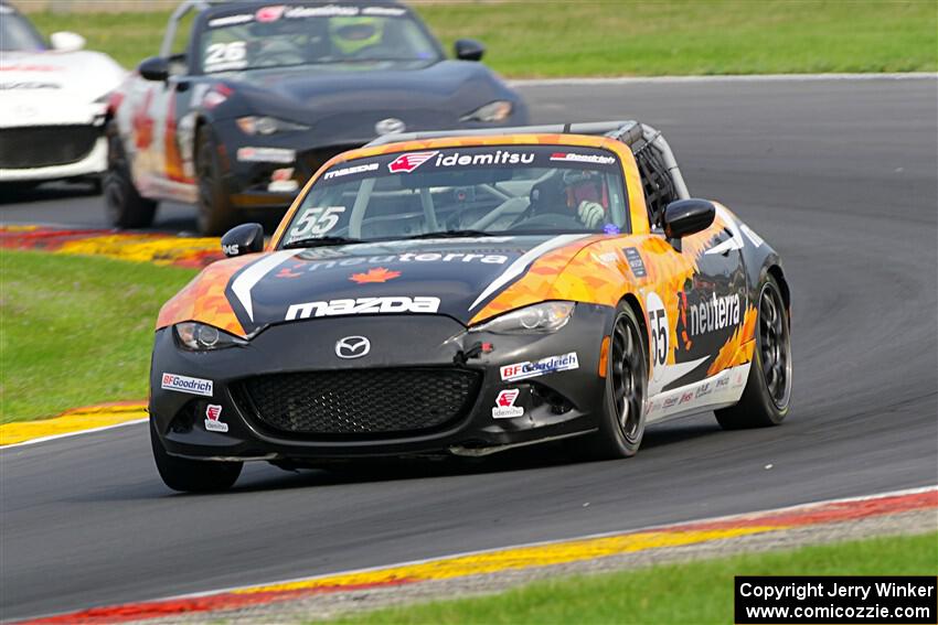 Jonathan Neudorf's Mazda MX-5 Cup