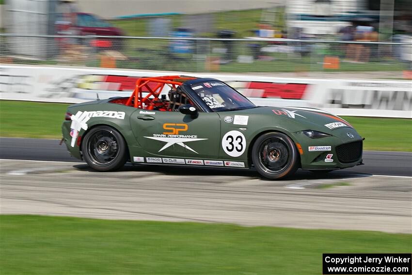 Alex Bachoura's Mazda MX-5 Cup