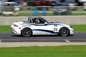 Bryan Heitman's Mazda MX-5 Cup