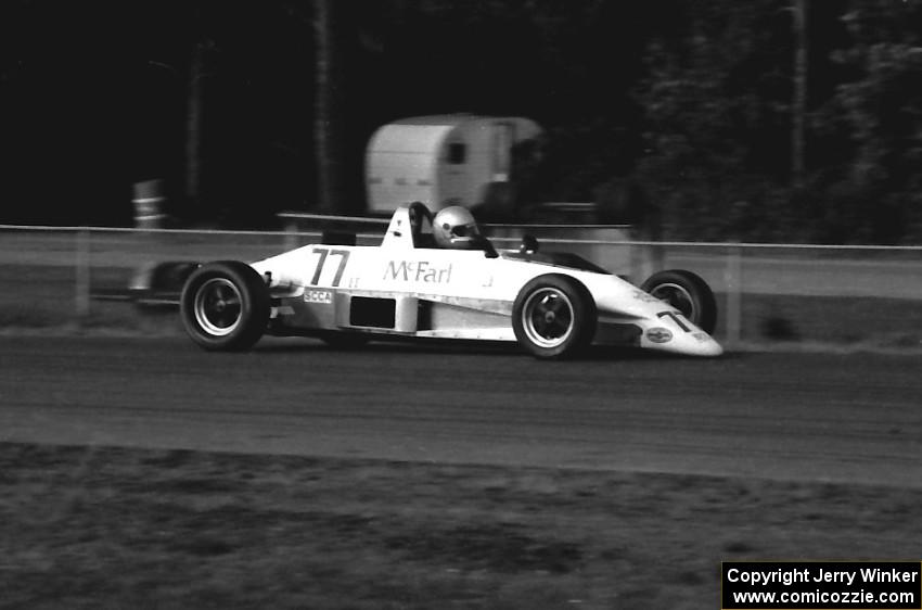 Mike McFarland's Reynard 82K Formula Ford