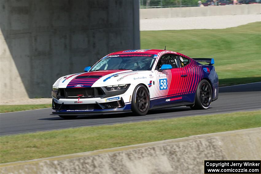Nicholas Smither's Ford Mustang Dark Horse R