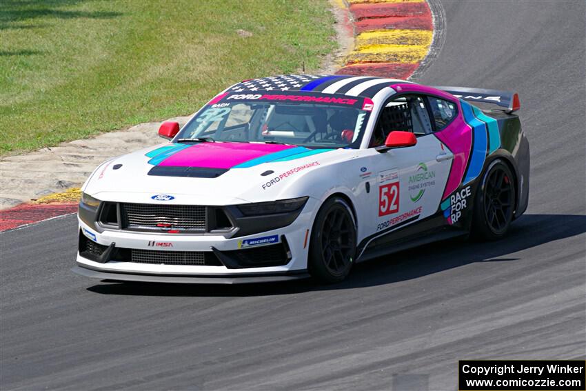 Christian Bach's Ford Mustang Dark Horse R