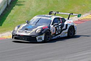 Zachary Vanier's Porsche GT3 Cup