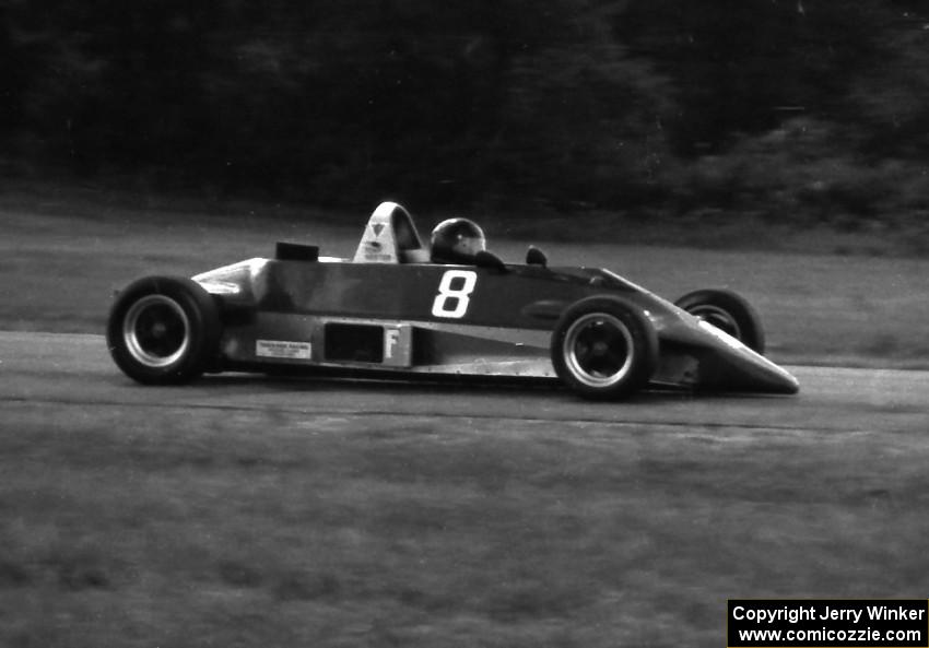 Tony Kester's Reynard 82K Formula Ford
