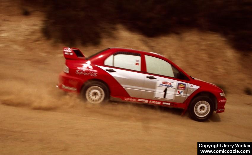 David Higgins / Daniel Barritt Mitsubishi Lancer Evo 8 on the practice stage