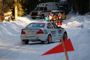 Steve Rowlands / Tessa Jordan BMW 330i spins on SS15, Agren-Hunters II.