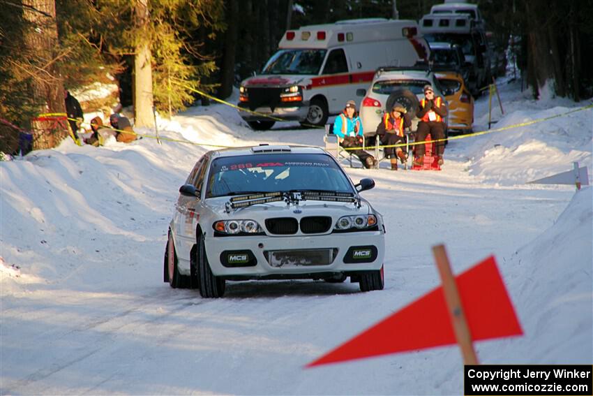 Steve Rowlands / Tessa Jordan BMW 330i on SS15, Agren-Hunters II.