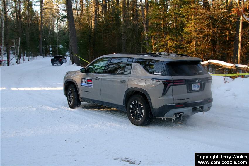 A Chevy Traverse SUV sweeps SS15, Agren-Hunters II.