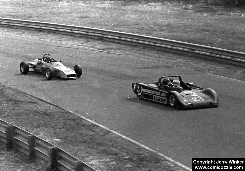 David Ross's Lola T-592S Sports 2000 leads Jim Harayda's Lola T-640 Formula Ford through turn 9.