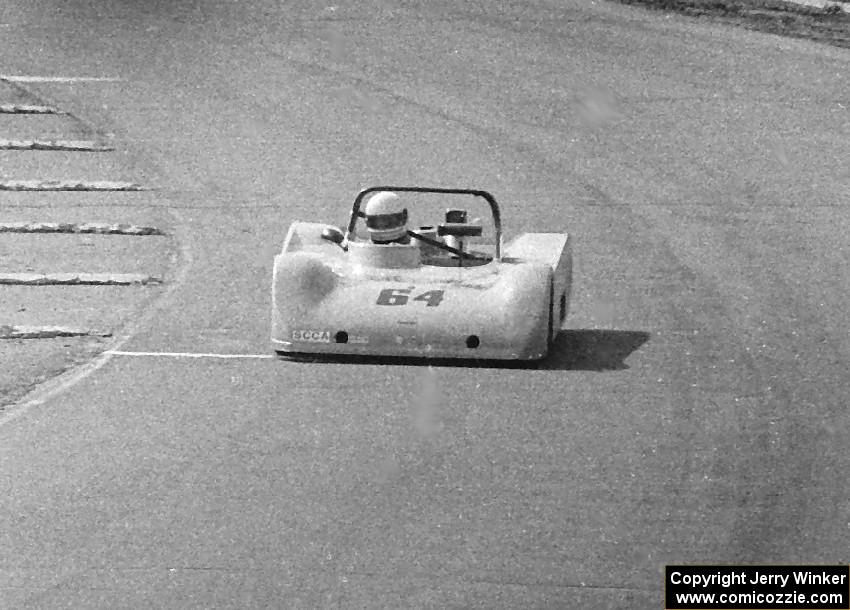 Tom Suggs's Lola T-592S Sports 2000