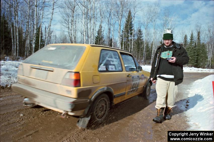 Mark Buskirk / Paul Fernandez VW GTI leaves the start of SS10, Camp 30.