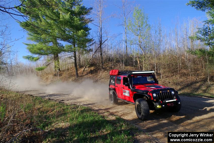 A Jeep Wrangler Rubicon sweeps SS6, Kabekona III.
