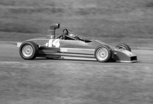 Dwight Woodbridge's Lola T-640 Formula Ford