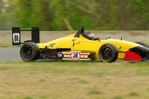Steve Thomson's Formula Continental Elan DP08/Mazda