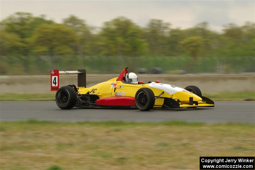 John Janssen's Formula Continental Van Diemen RF02/Mazda