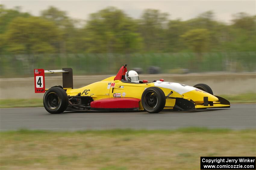 John Janssen's Formula Continental Van Diemen RF02/Mazda