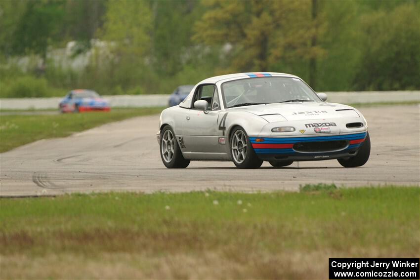 Tony Jones' Spec Miata Mazda Miata