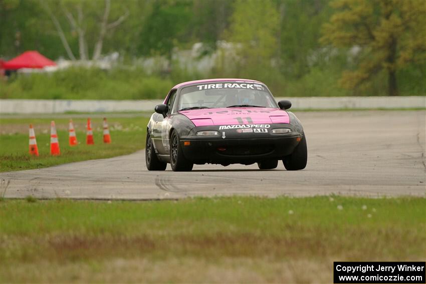 Sophie Jones' Spec Miata Mazda Miata