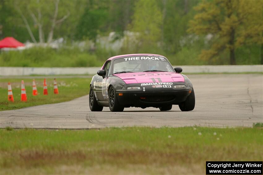 Sophie Jones' Spec Miata Mazda Miata