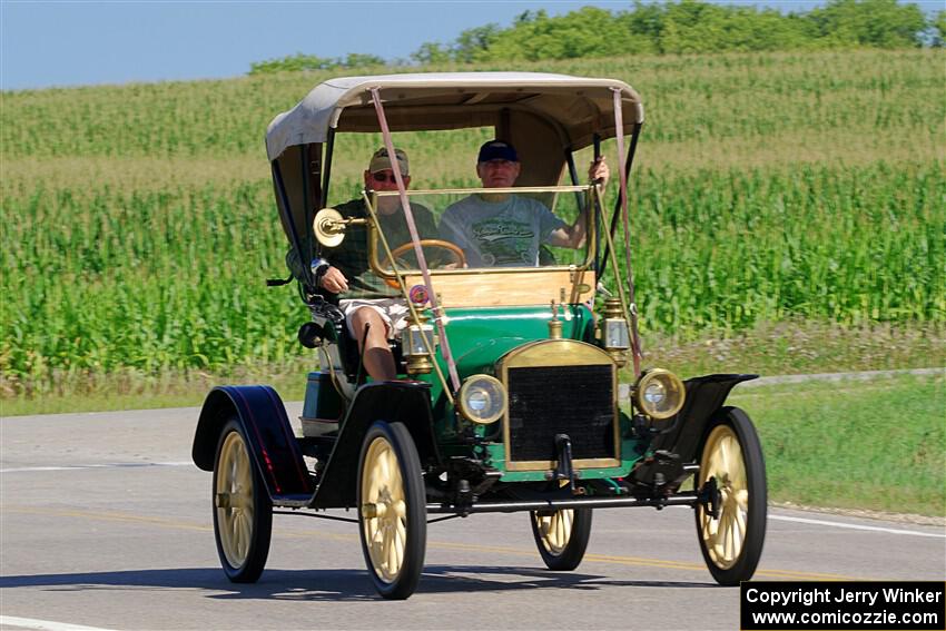 Winston Peterson's 1911 Maxwell