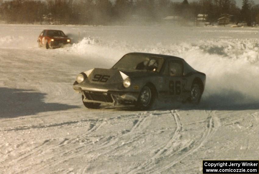 Scotty Bell's SAAB Sonnet II leads the Herm Johnson / Adam Popp Dodge Colt