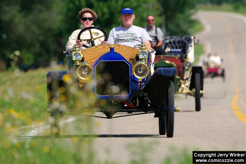 Angie Smith's 1912 Maxwell and Nate Smith / Vince Smith 1905 Ford