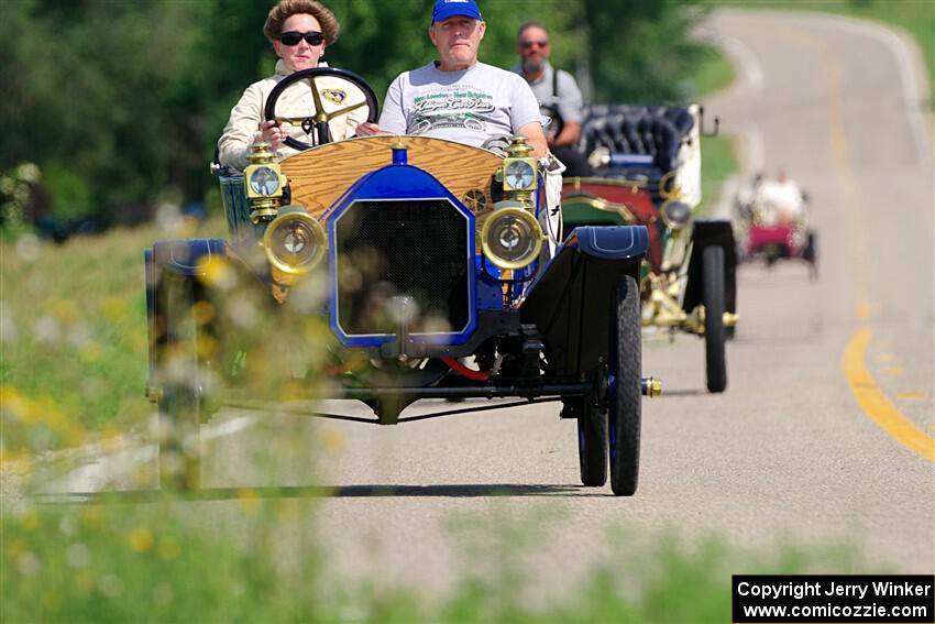 Angie Smith's 1912 Maxwell and Nate Smith / Vince Smith 1905 Ford