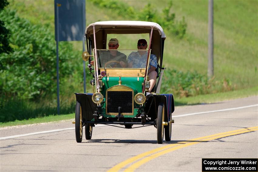 Winston Peterson's 1911 Maxwell