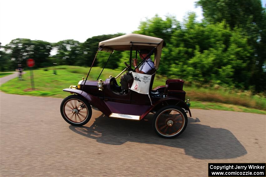 Rick Lindner's 1908 Ford