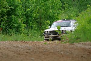 Elena Huizar / Julienne Ciacico BMW 325i on SS1, Camp 3 North.