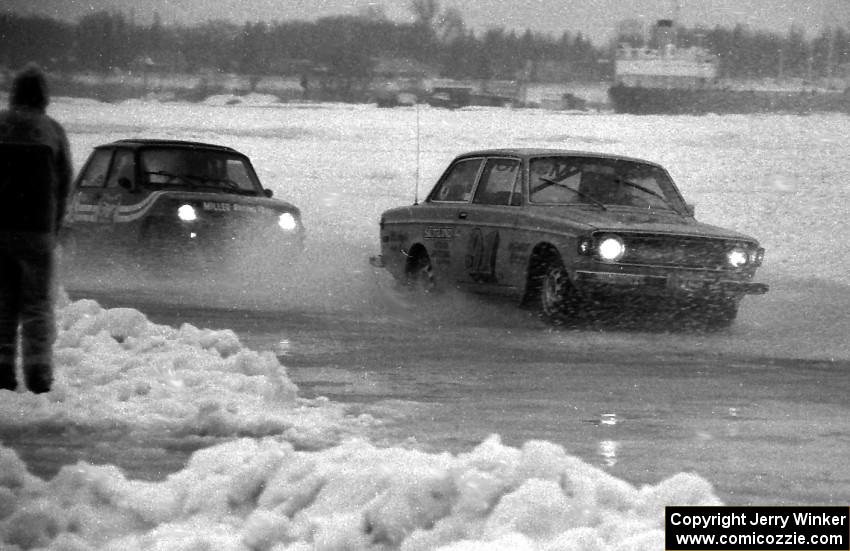 The Mark Strohm / Stacey Rae Silverness Volvo 142 ahead of the Rich Morrison / Tuck Thomas Renault LeCar