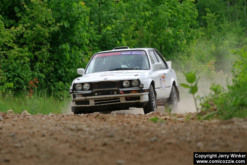 Elena Huizar / Julienne Ciacico BMW 325i on SS1, Camp 3 North.