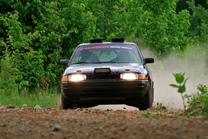 Joe Boburka / Elizabeth Unglenieks-Ploeg Ford Escort on SS1, Camp 3 North.