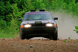 Joe Boburka / Elizabeth Unglenieks-Ploeg Ford Escort on SS1, Camp 3 North.