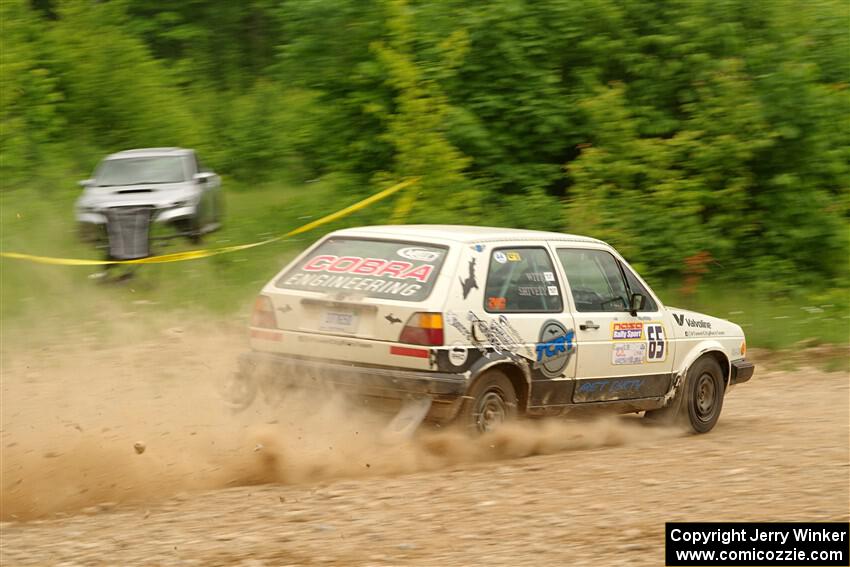 Heath Shively / Shanti Witt VW Golf on SS3, Woodtick Hollow.