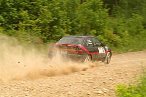 Joe Boburka / Elizabeth Unglenieks-Ploeg Ford Escort on SS3, Woodtick Hollow.