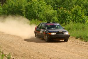 Joe Boburka / Elizabeth Unglenieks-Ploeg Ford Escort on SS4, Hollow Woodtick.