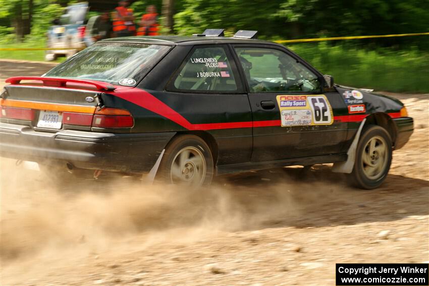 Joe Boburka / Elizabeth Unglenieks-Ploeg Ford Escort on SS4, Hollow Woodtick.