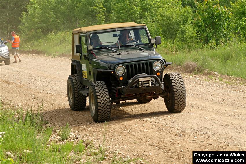 A Jeep Wrangler sweeps SS4, Hollow Woodtick.