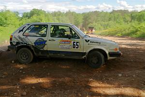 Heath Shively / Shanti Witt VW Golf on SS5, Chainsaw Junksin.