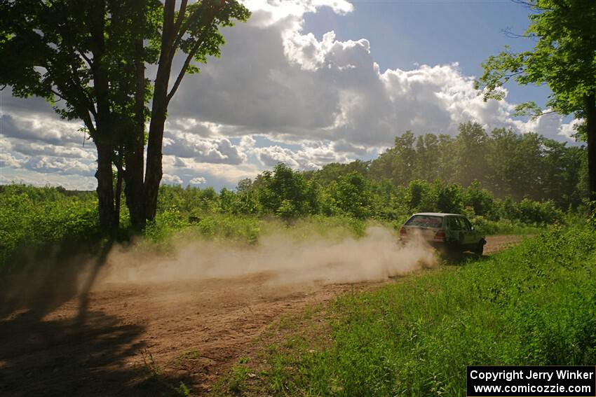 Heath Shively / Shanti Witt VW Golf on SS5, Chainsaw Junksin.