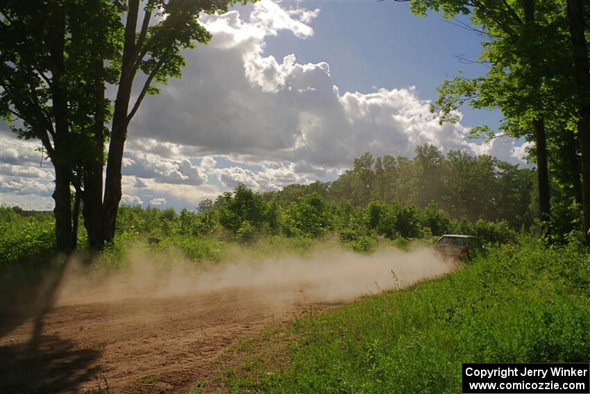 Heath Shively / Shanti Witt VW Golf on SS5, Chainsaw Junksin.