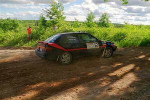 Joe Boburka / Elizabeth Unglenieks-Ploeg Ford Escort on SS5, Chainsaw Junksin.