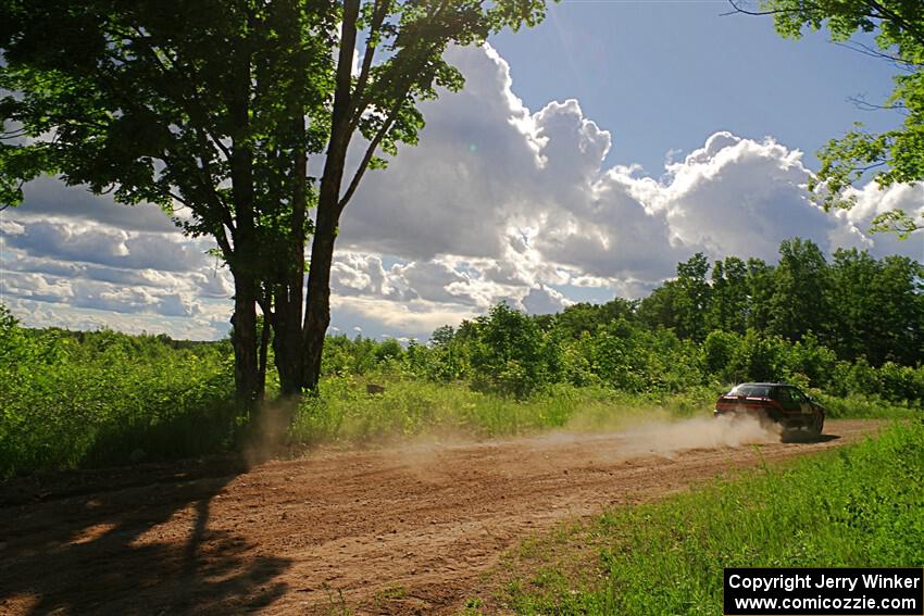 Joe Boburka / Elizabeth Unglenieks-Ploeg Ford Escort on SS5, Chainsaw Junksin.