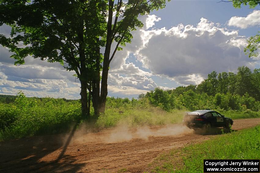 Maegan Burkart / Joanna Seaman Honda CRX Si on SS5, Chainsaw Junksin.