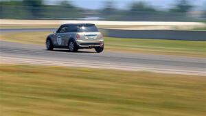 PXL_20260719_181532905.ACTION_PAN-01