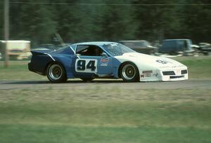 Eppie Wietzes's Pontiac Firebird