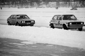 (10) B.J. Greber / Tori Kittredge / Bob Fischer VW Rabbit and (88) Don Roderick / Herb Stumpf VW Scirocco