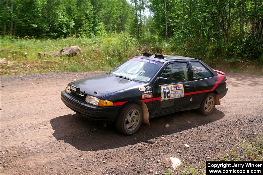 Joe Boburka / Elizabeth Unglenieks-Ploeg Ford Escort on SS3, Norway Home.